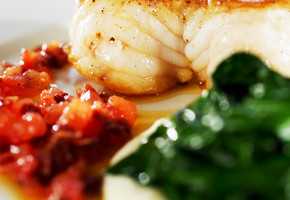 Domatesli Norveç Fener Balığı