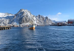Natur og kai i Svolvær