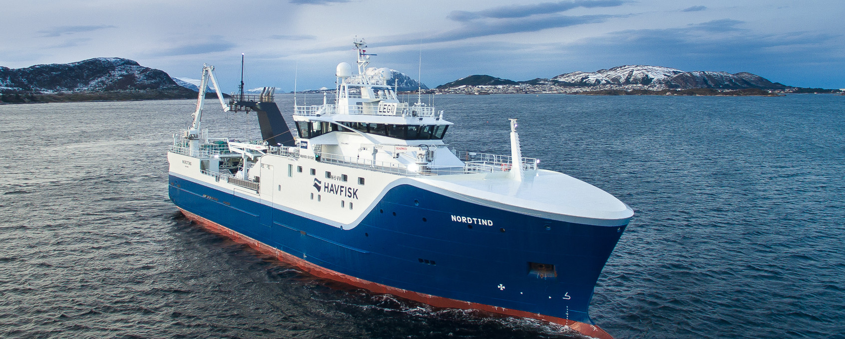 Tråleren Nordtind i sjø
