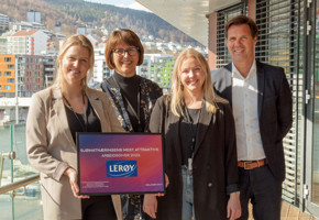 Talent Manager Liv-Ane Engelsen, CHRO Siren Grønhaug, Trainee HR Andrea Skråmestø, og CEO Henning Beltestad.