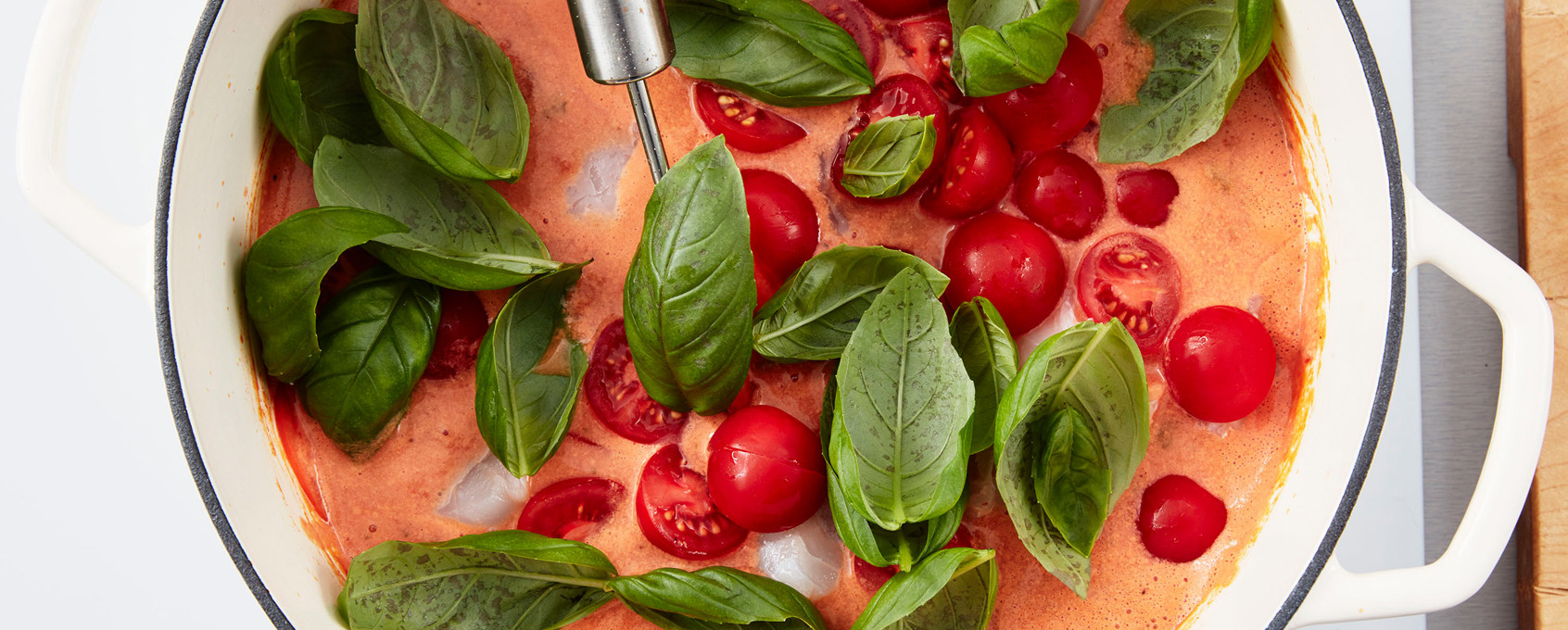 Enkel fiskesuppe med tomater