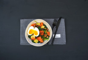 Frokostbolle med røkt ørret