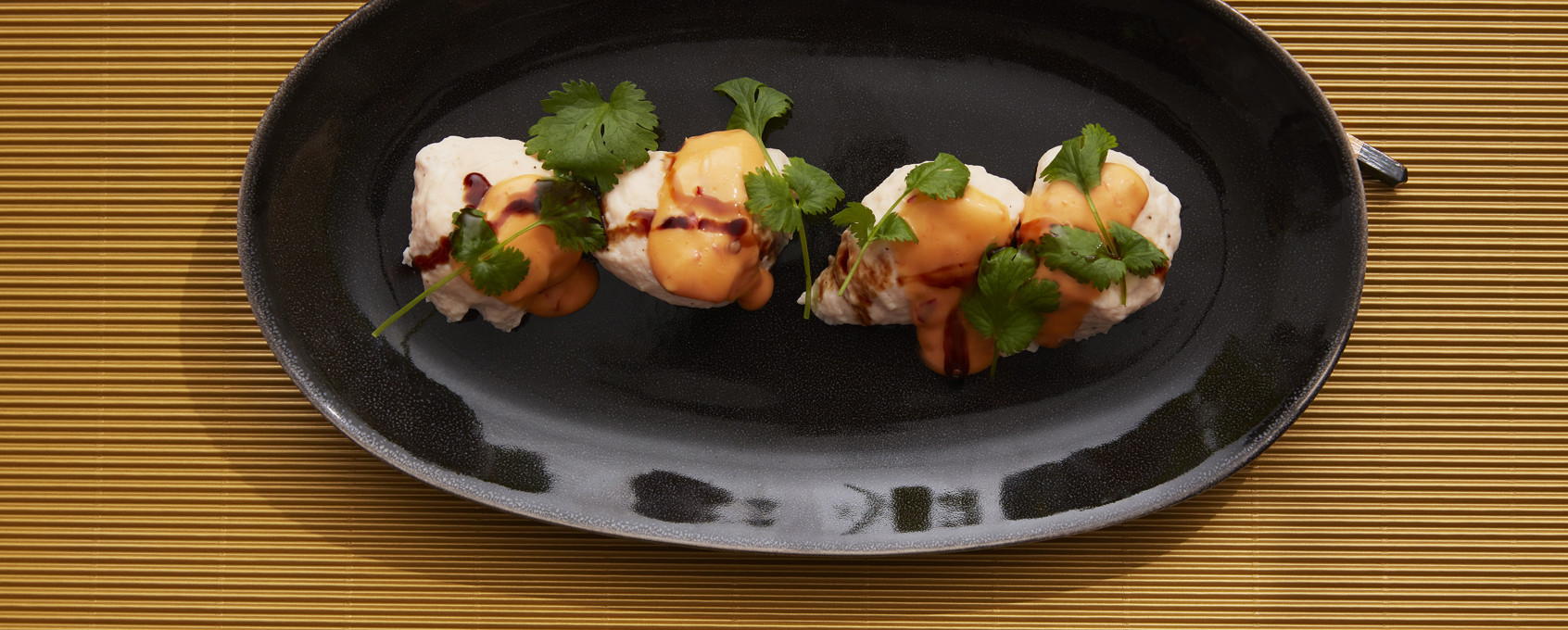 Hjemmelagde lakseboller med asiatiske smaker