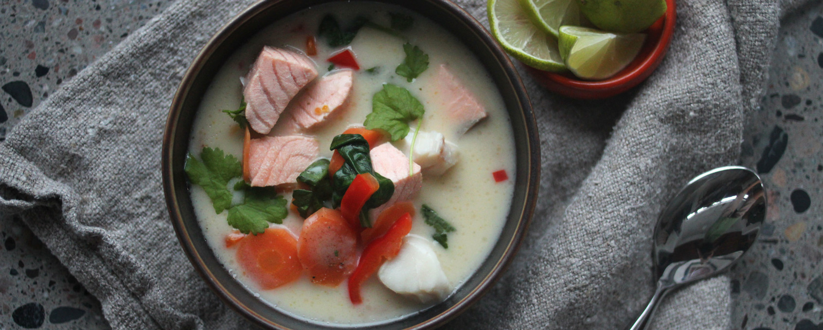 Hvit fiskesuppe med kokosmelk