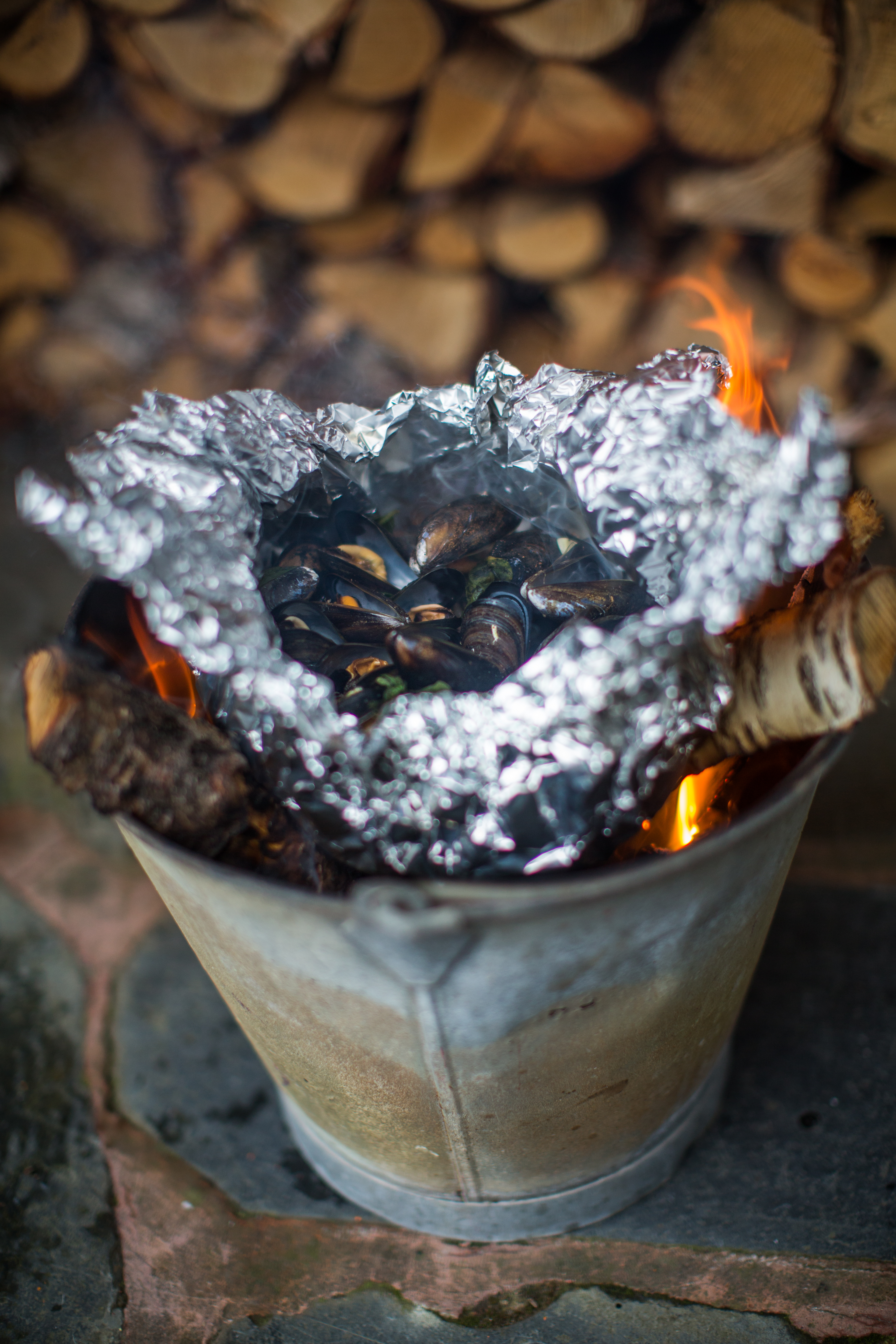 Blåskjell med hvitløk og basilikum i folie