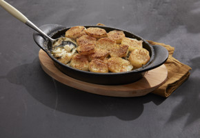 Torsk i form med crunchy poteter og basilikum