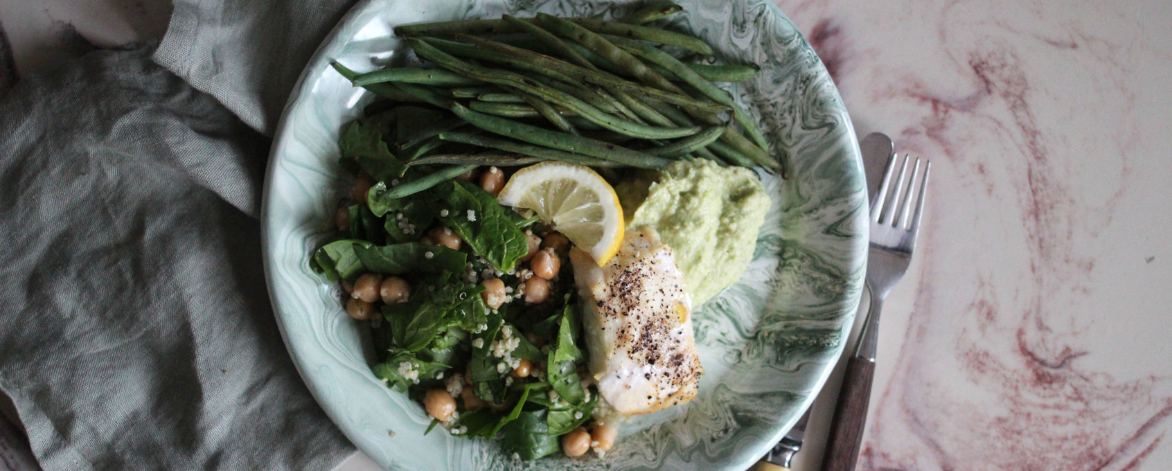 Torsk med quinoasalat og ertekrem