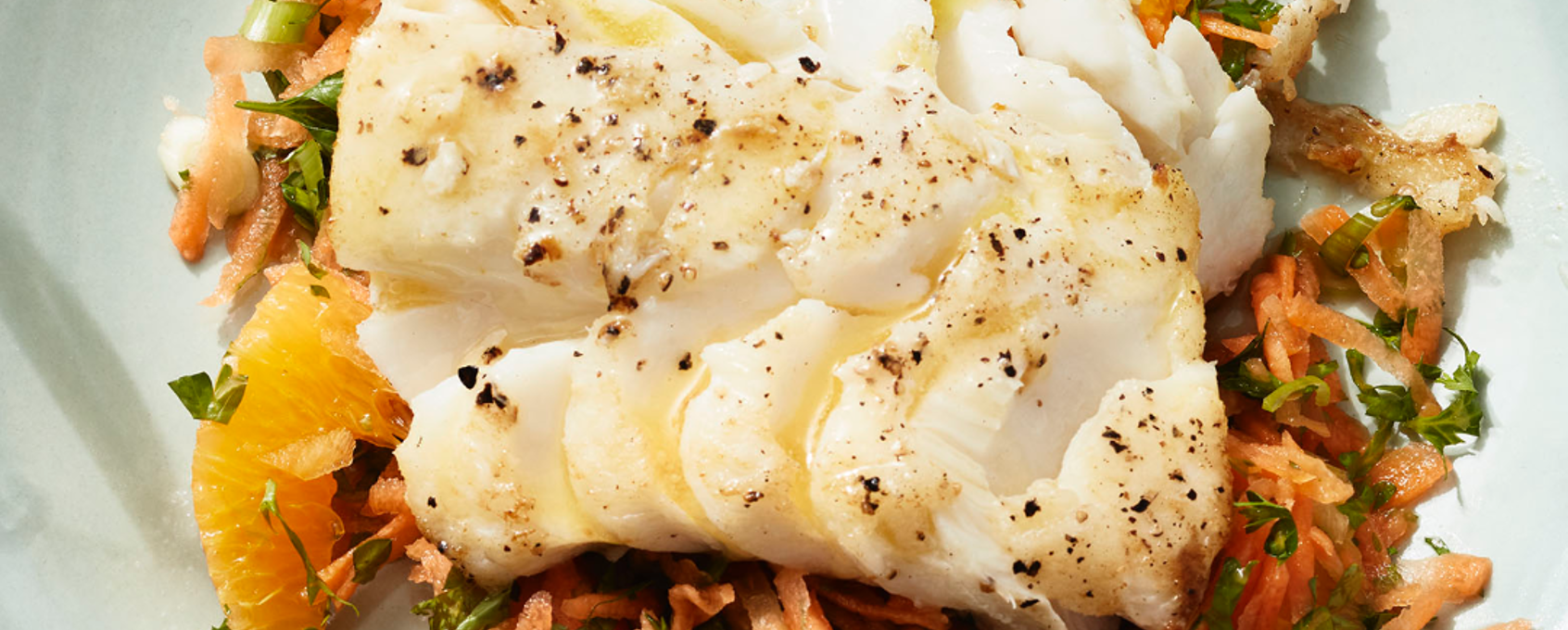 Torsk stekt i sitron med råkostsalat